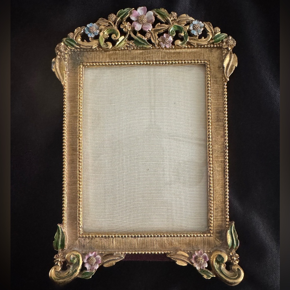 Matson Floral Gold tone Picture Frame hold 4x 3 photo